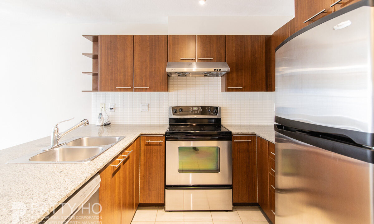 BrentwoodGateWest209-10