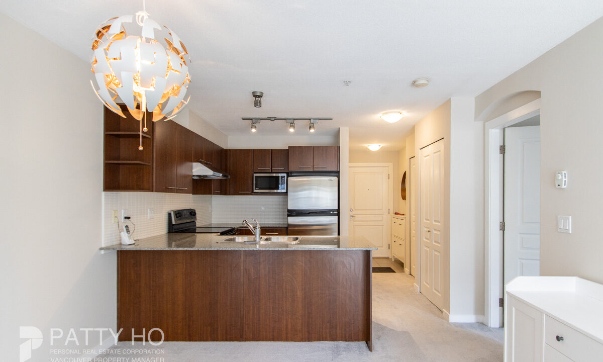BrentwoodGateWest209-3