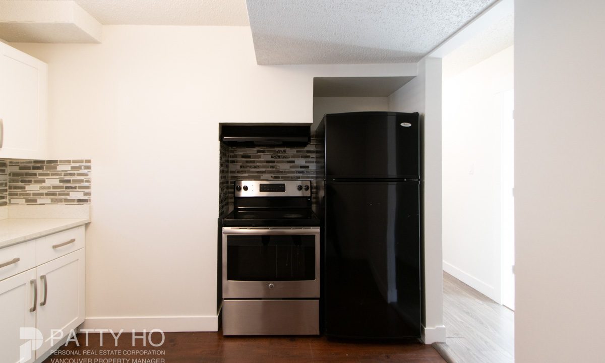2922E28thHouse-11
