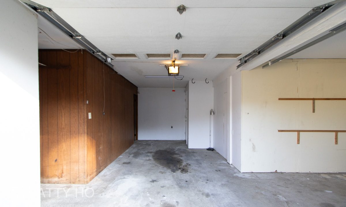 2922E28thHouse-13