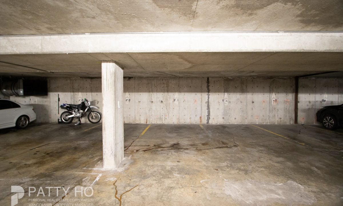 Timberlea304-Parking