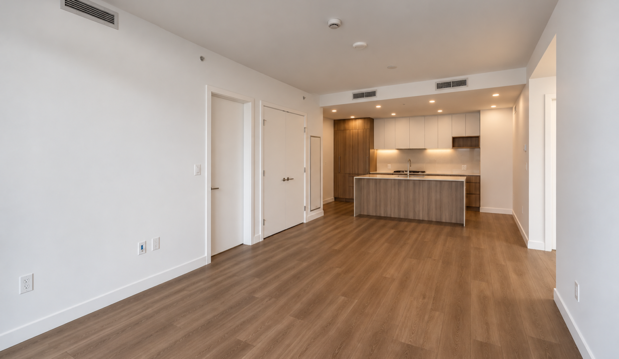 Nuvo 3208 - Livingroom to Kitchen2
