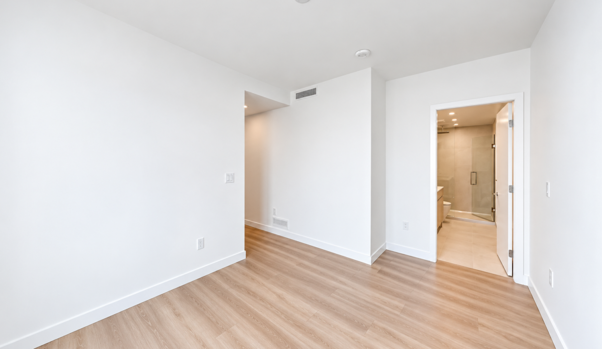 Nuvo 3208 - Master Bedroom